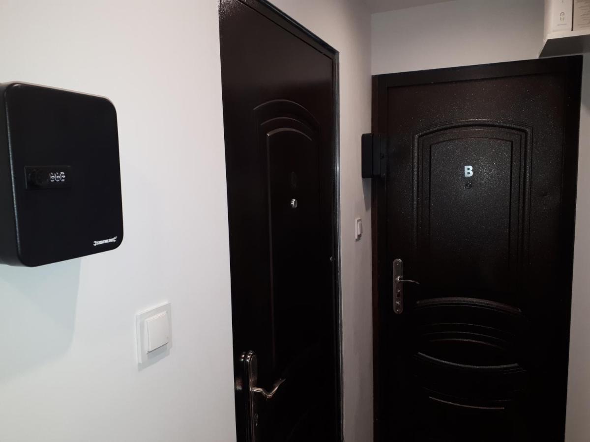 Apartamenty Centrum Mala Dwojeczka Blekitna Panoramiczna Balkonem Promenada Kielce Dış mekan fotoğraf