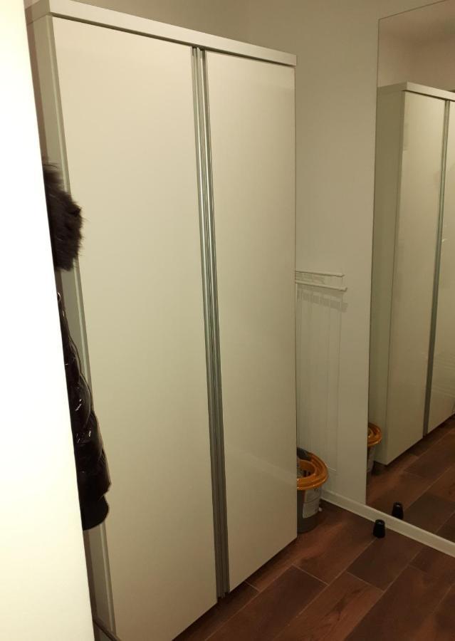 Apartamenty Centrum Mala Dwojeczka Blekitna Panoramiczna Balkonem Promenada Kielce Dış mekan fotoğraf