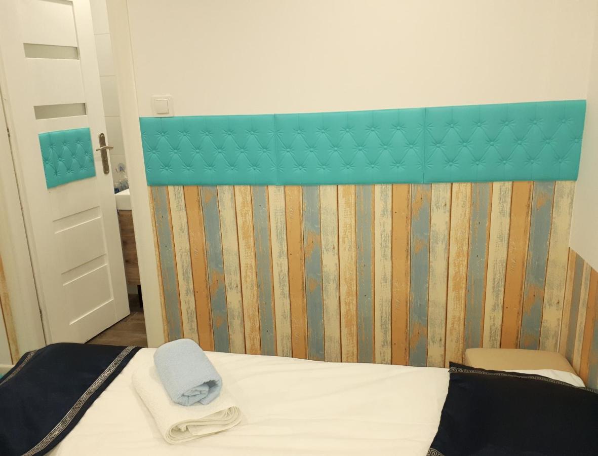 Apartamenty Centrum Mala Dwojeczka Blekitna Panoramiczna Balkonem Promenada Kielce Dış mekan fotoğraf