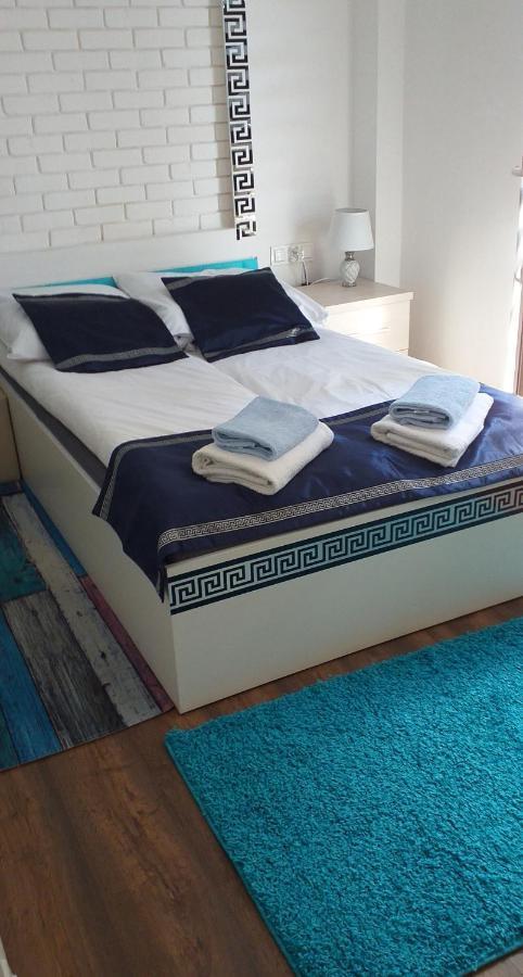 Apartamenty Centrum Mala Dwojeczka Blekitna Panoramiczna Balkonem Promenada Kielce Dış mekan fotoğraf